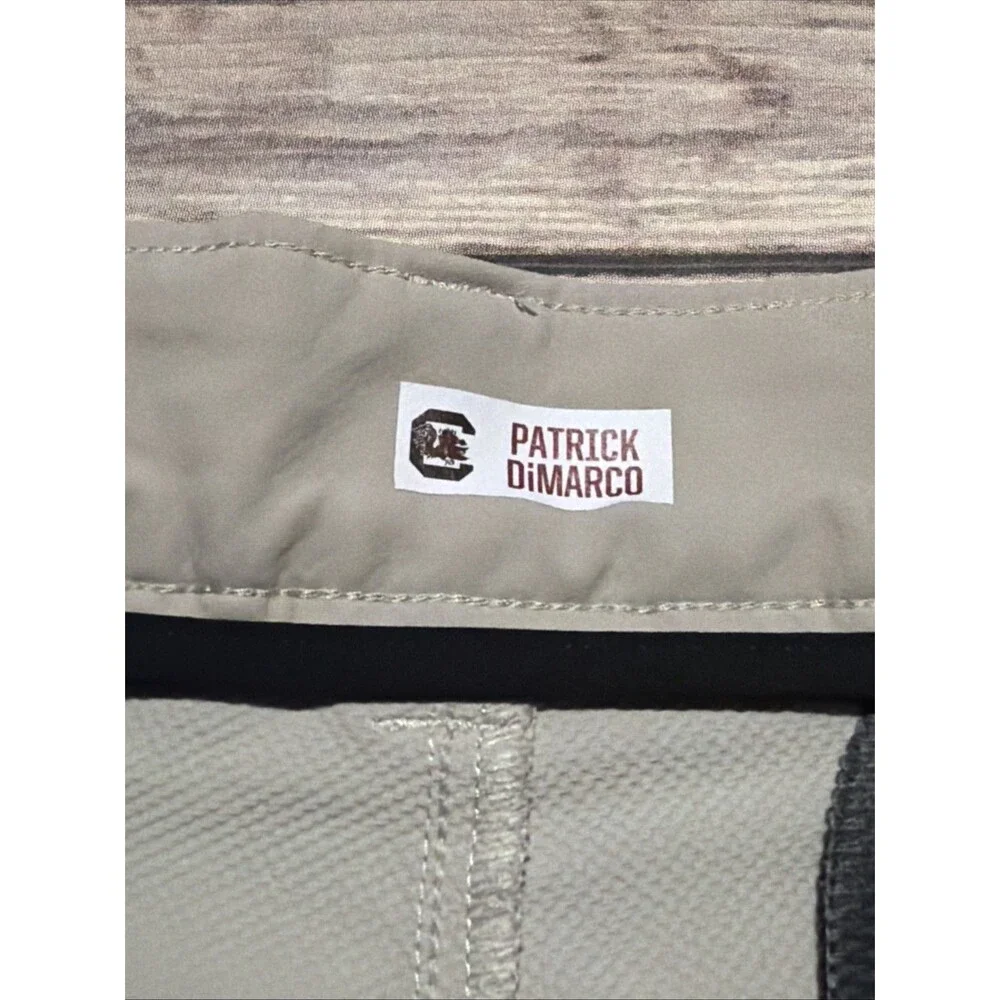 Under armour Golf Shorts Mens 36 Gamecocks Patrick DiMarco Khaki Performance